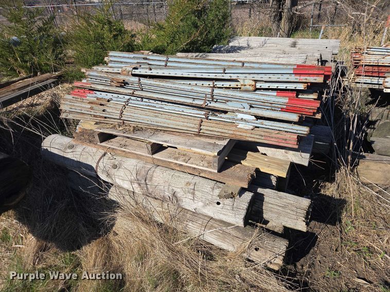 image for item EV5856 Fencing materials