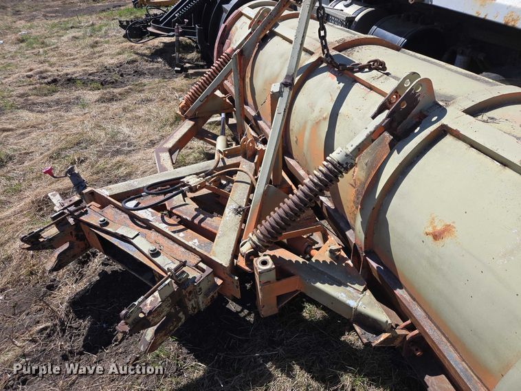 image for item EV5857 Falls PR1243 plow
