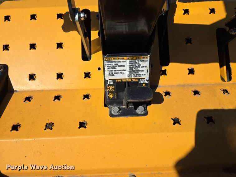 image for item EV5858 2014 Cub Cadet Z-Force SZ48 lawn mower