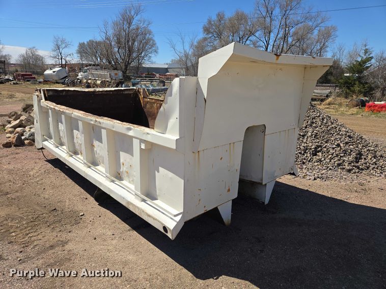 image for item EV5860 Heil 811-3574 dump bed