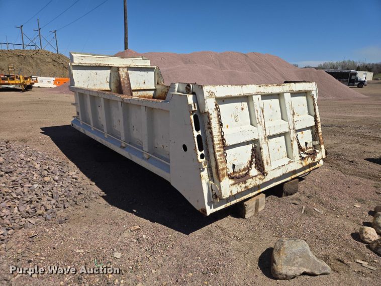image for item EV5860 Heil 811-3574 dump bed