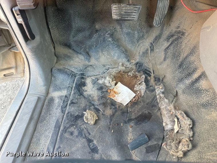 image for item EV5862 1997 Chevrolet S10 pickup truck