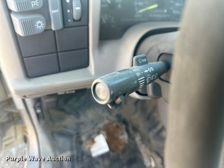 image for item EV5862 1997 Chevrolet S10 pickup truck