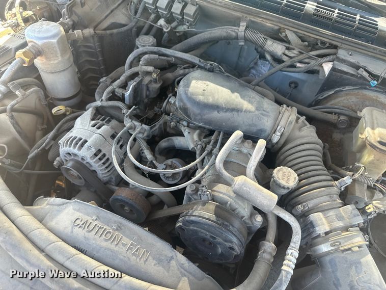image for item EV5862 1997 Chevrolet S10 pickup truck