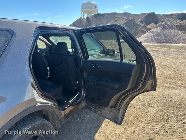 image for item EV5864 2019 Ford Explorer Police Interceptor SUV