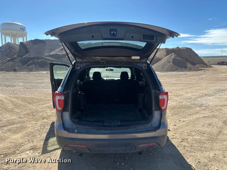 image for item EV5864 2019 Ford Explorer Police Interceptor SUV