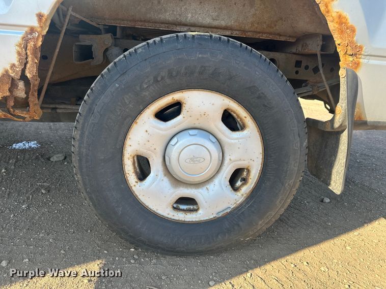image for item EV5867 2008 Ford F150 Ext. Cab pickup truck