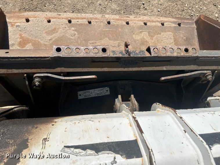 image for item EV5868 1995 Bobcat 753 skid steer loader