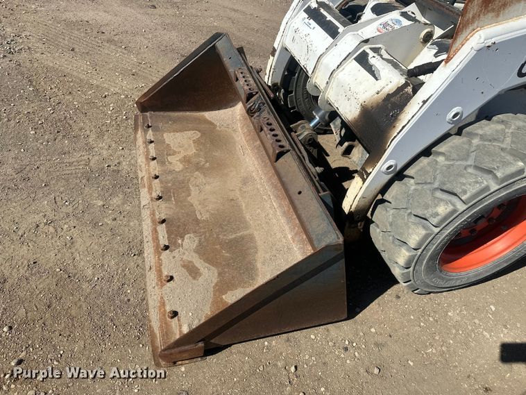 image for item EV5868 1995 Bobcat 753 skid steer loader