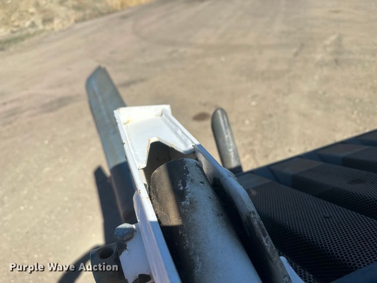 image for item EV5868 1995 Bobcat 753 skid steer loader