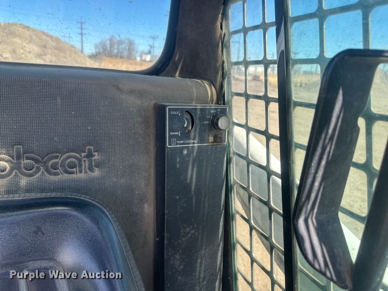 image for item EV5868 1995 Bobcat 753 skid steer loader