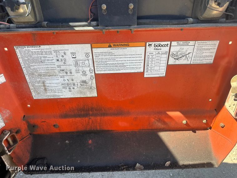 image for item EV5868 1995 Bobcat 753 skid steer loader
