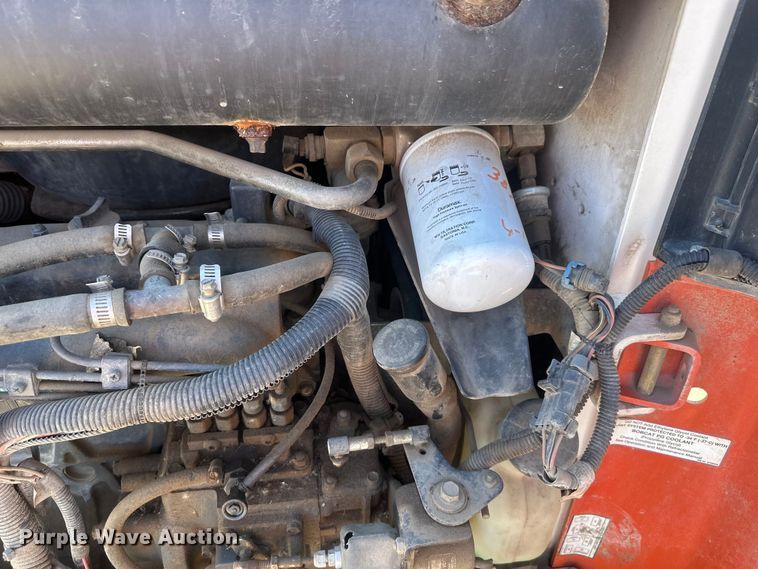 image for item EV5868 1995 Bobcat 753 skid steer loader