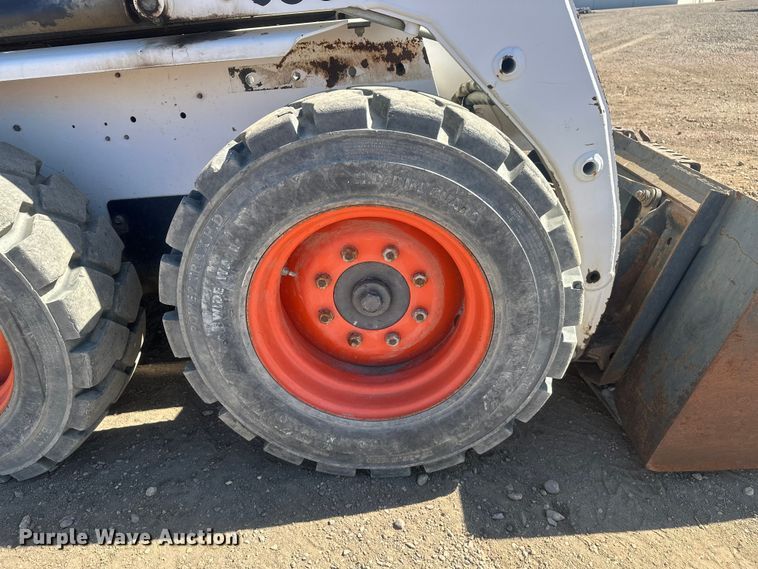 image for item EV5868 1995 Bobcat 753 skid steer loader
