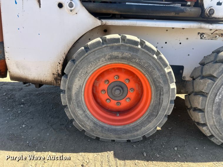 image for item EV5868 1995 Bobcat 753 skid steer loader