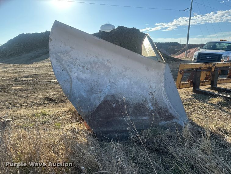 image for item EV5871 Wausau V80-72 V-blade