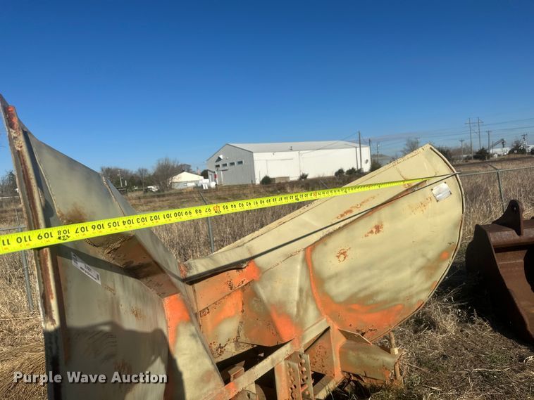 image for item EV5871 Wausau V80-72 V-blade