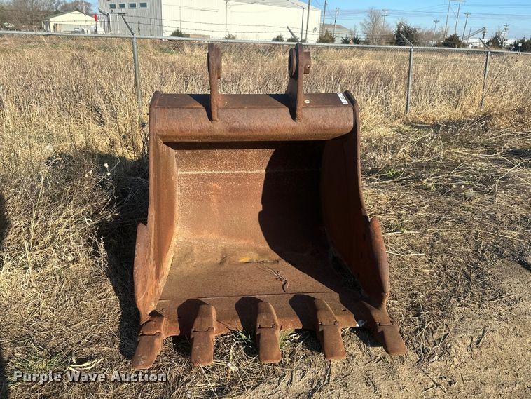 image for item EV5872 WB excavator bucket