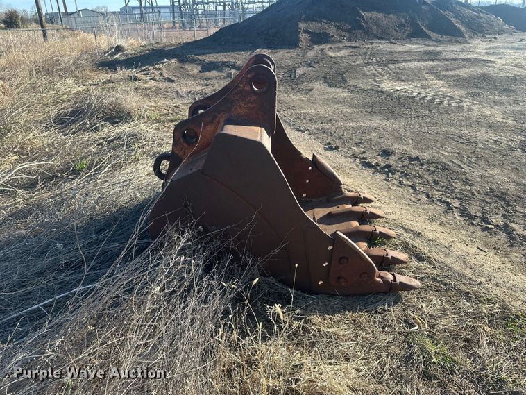 image for item EV5872 WB excavator bucket