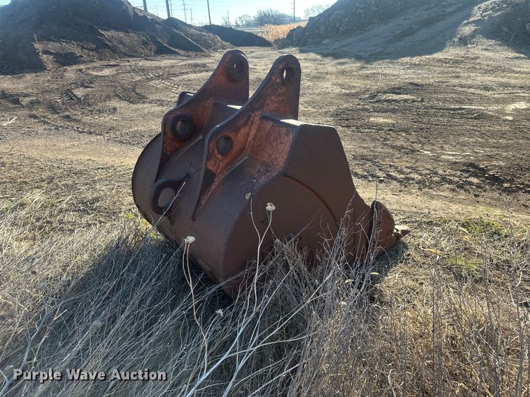 image for item EV5872 WB excavator bucket
