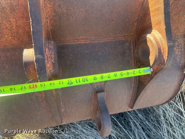 image for item EV5872 WB excavator bucket