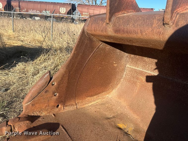 image for item EV5872 WB excavator bucket