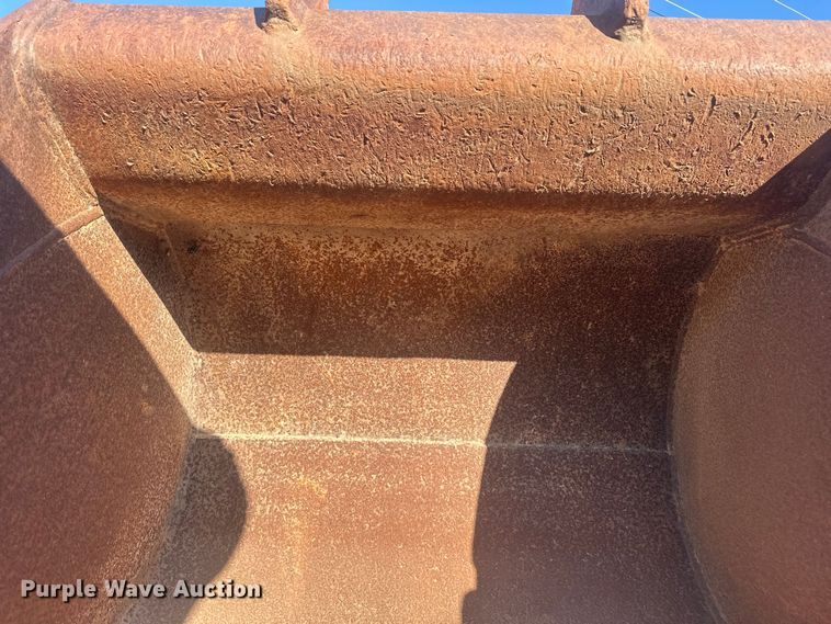 image for item EV5872 WB excavator bucket