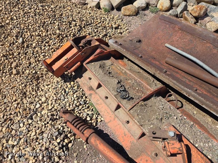 image for item EV5873 (2) wing plows