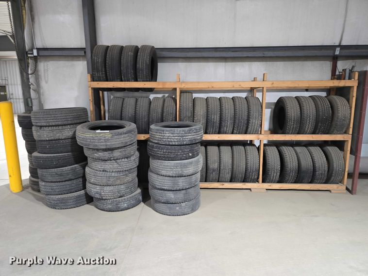 image for item EV5875 Tires