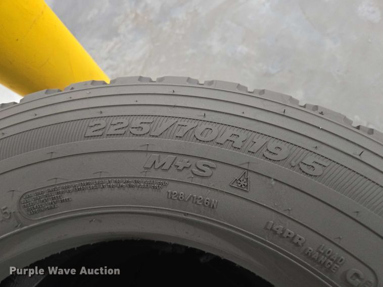 image for item EV5875 Tires