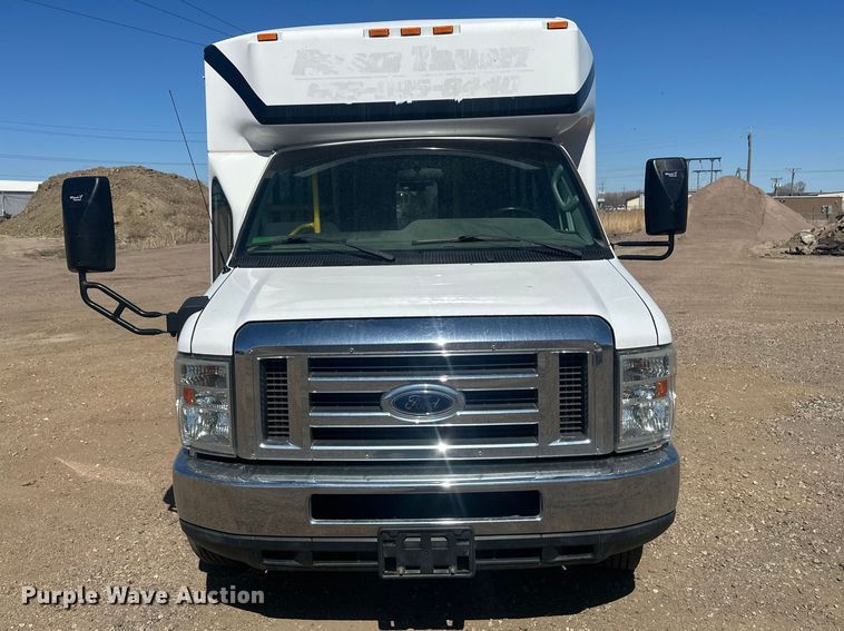 image for item EV5880 2010 Ford E450 