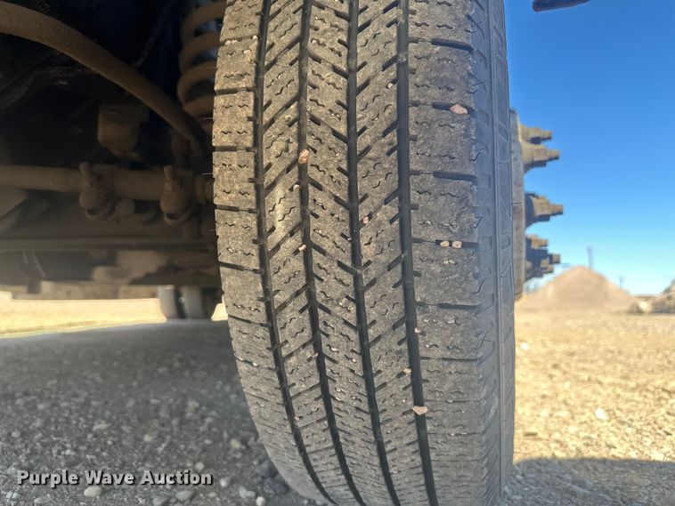 image for item EV5880 2010 Ford E450 