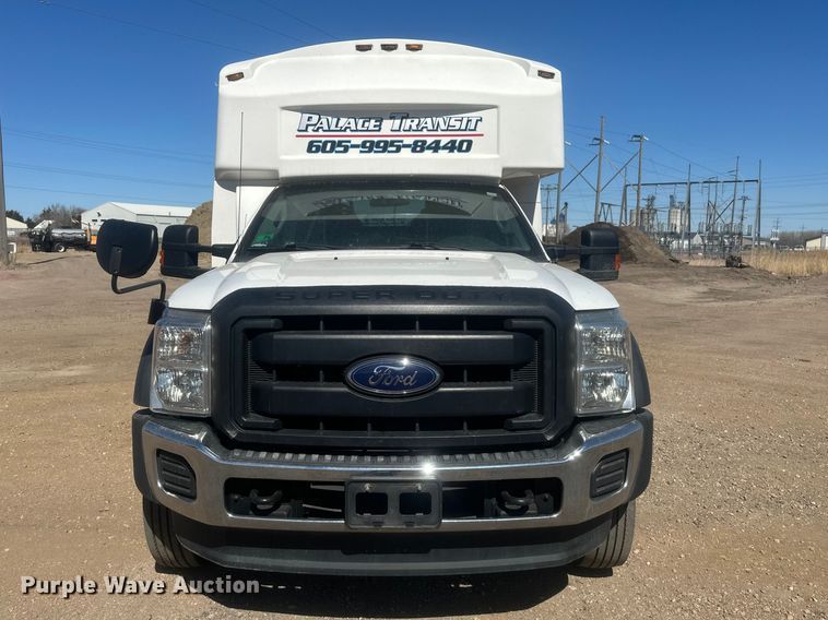 image for item EV5881 2015 Ford F550 shuttle bus