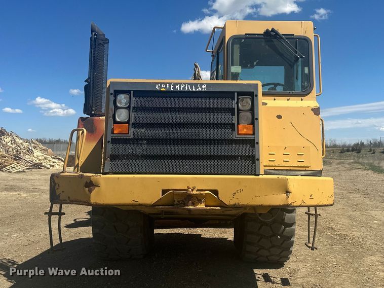 image for item EV5882 1997 Caterpillar 615CII elevating scraper