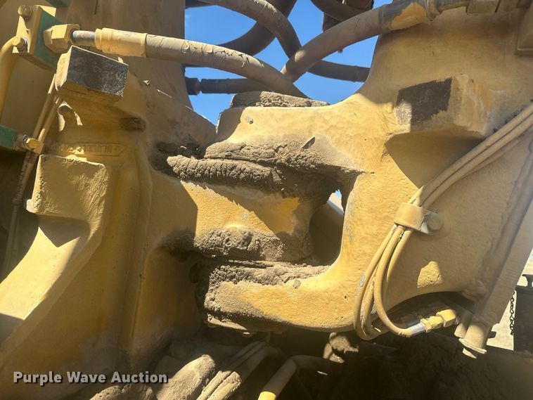 image for item EV5882 1997 Caterpillar 615CII elevating scraper