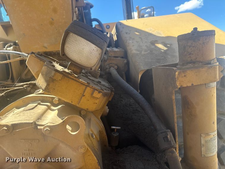 image for item EV5882 1997 Caterpillar 615CII elevating scraper