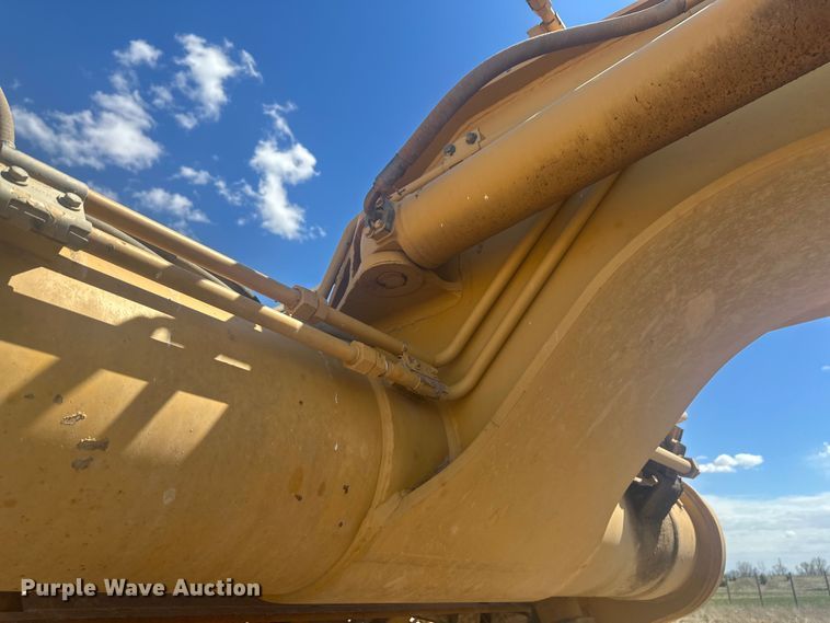 image for item EV5882 1997 Caterpillar 615CII elevating scraper