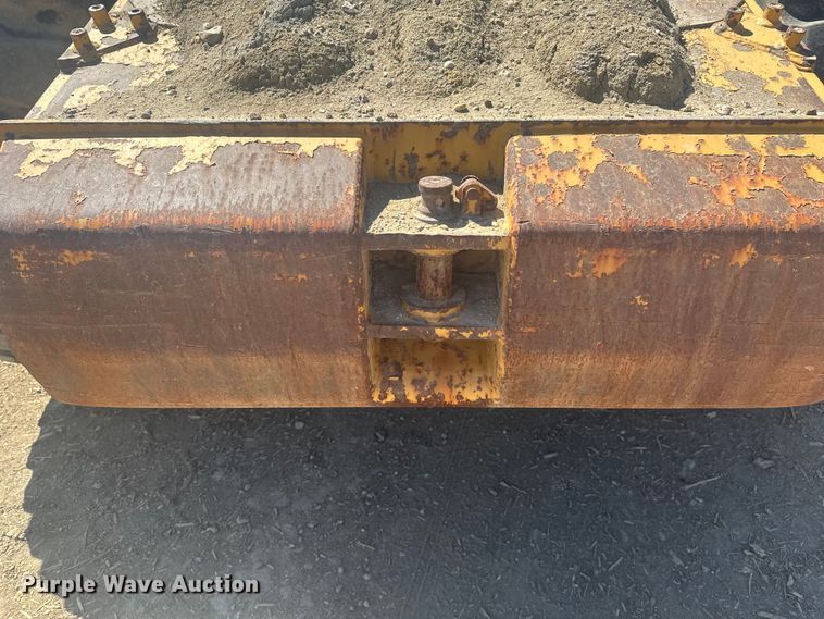 image for item EV5882 1997 Caterpillar 615CII elevating scraper