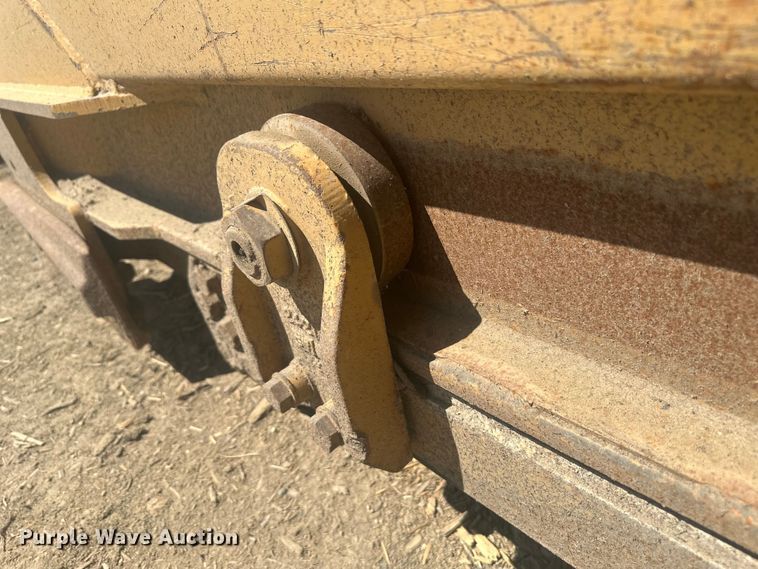 image for item EV5882 1997 Caterpillar 615CII elevating scraper