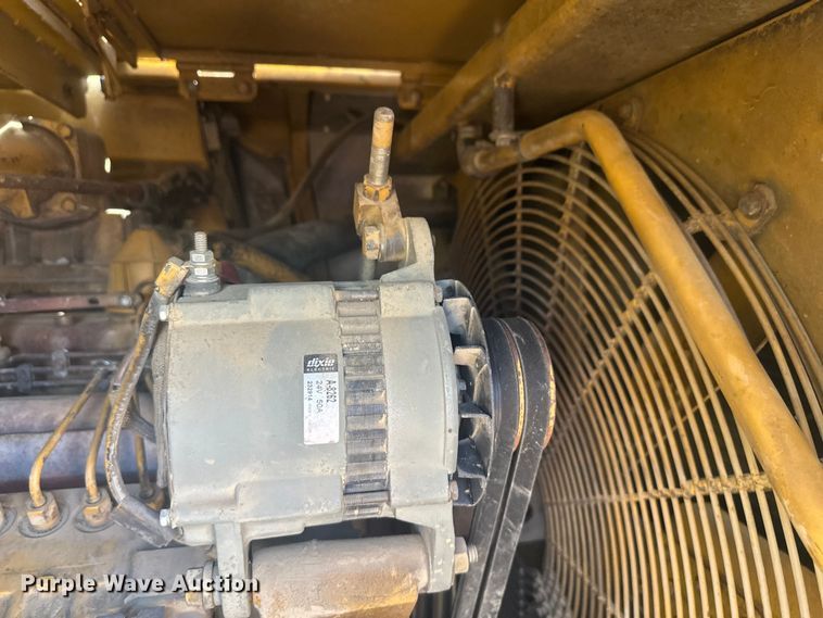 image for item EV5882 1997 Caterpillar 615CII elevating scraper