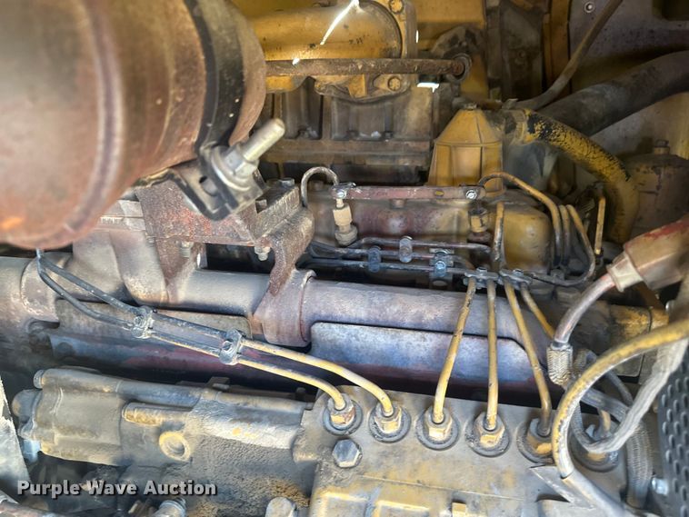 image for item EV5882 1997 Caterpillar 615CII elevating scraper
