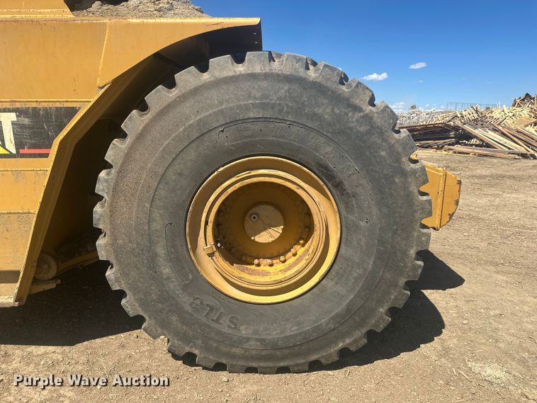 image for item EV5882 1997 Caterpillar 615CII elevating scraper