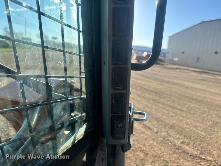 image for item EV5890 2019 Case SV280 skid steer loader
