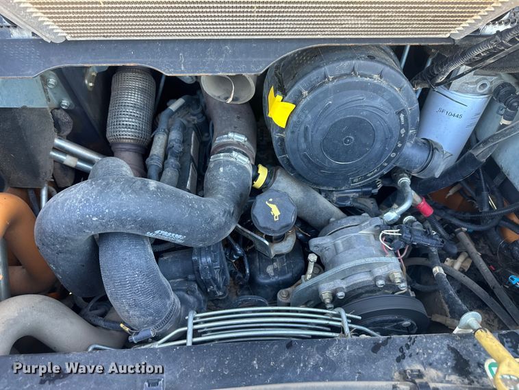 image for item EV5890 2019 Case SV280 skid steer loader