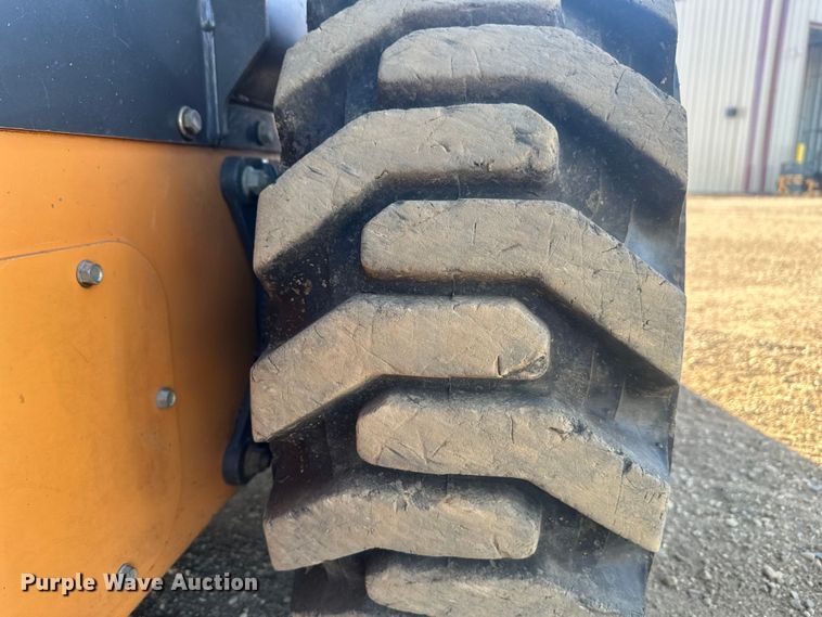 image for item EV5890 2019 Case SV280 skid steer loader
