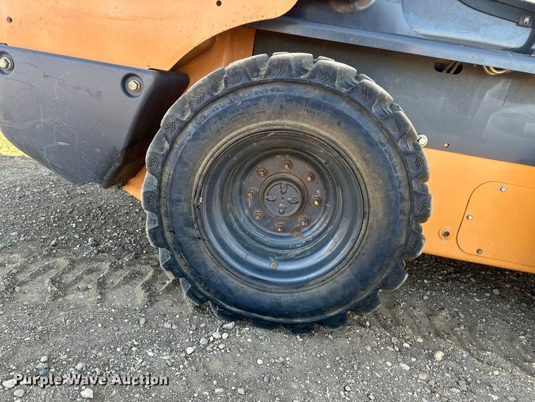 image for item EV5890 2019 Case SV280 skid steer loader