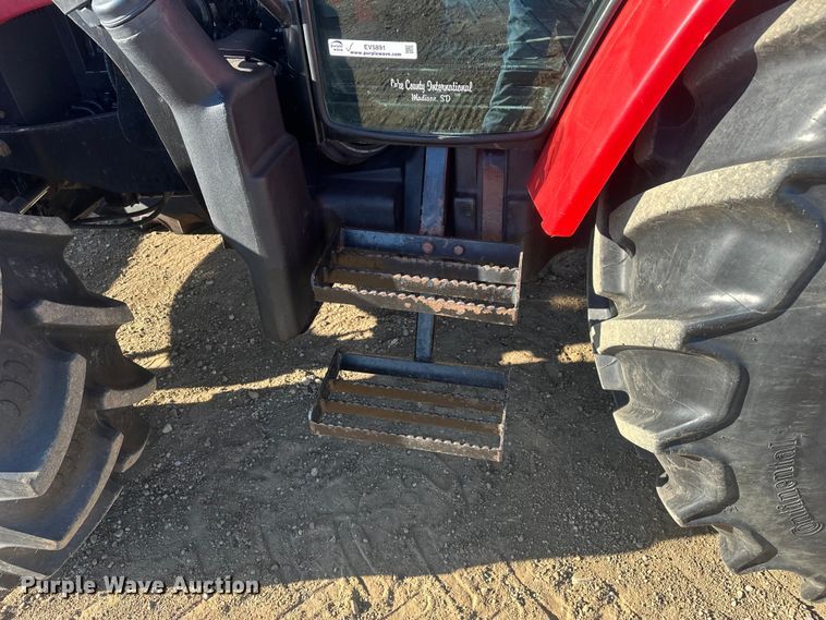 image for item EV5891 2013 Case IH Farmall 95U MFWD tractor