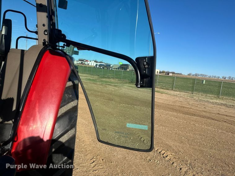 image for item EV5891 2013 Case IH Farmall 95U MFWD tractor