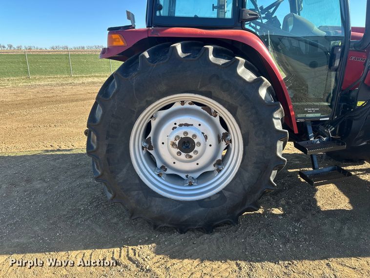 image for item EV5891 2013 Case IH Farmall 95U MFWD tractor
