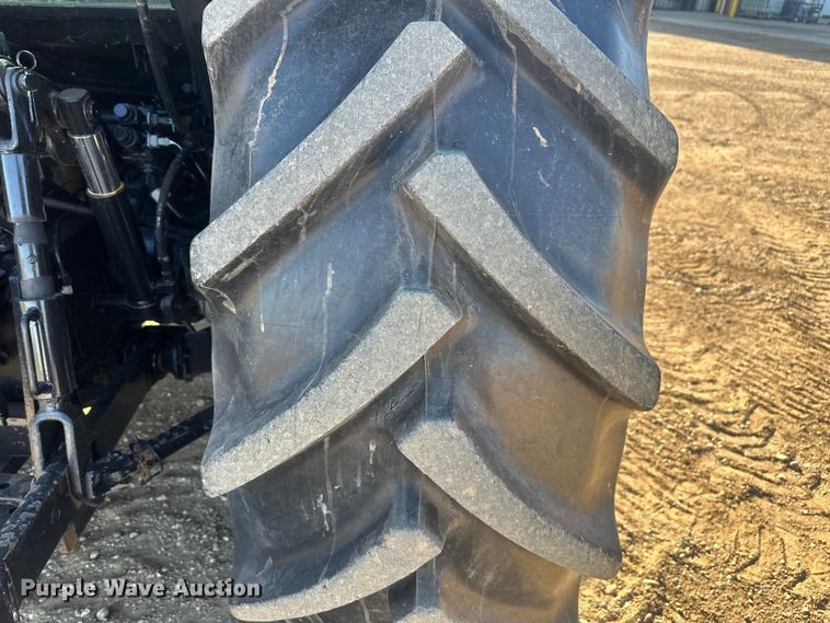 image for item EV5891 2013 Case IH Farmall 95U MFWD tractor